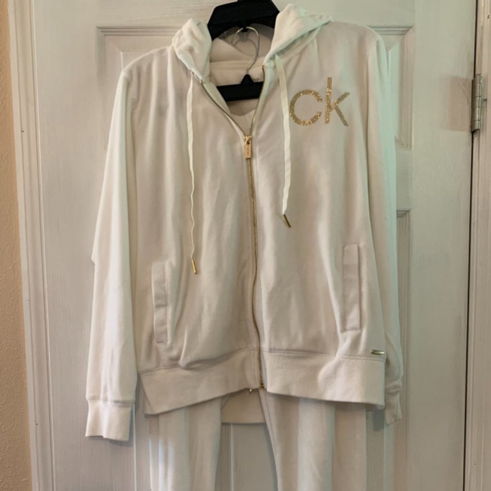 Calvin Klein Cream Casual running suit lounge wear